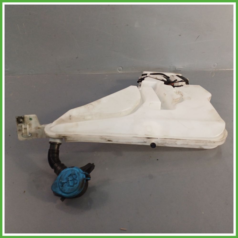 BMW Serie 3 F31 Scheibenwaschflüssigkeitsbehälter 61667241674 Original gebraucht