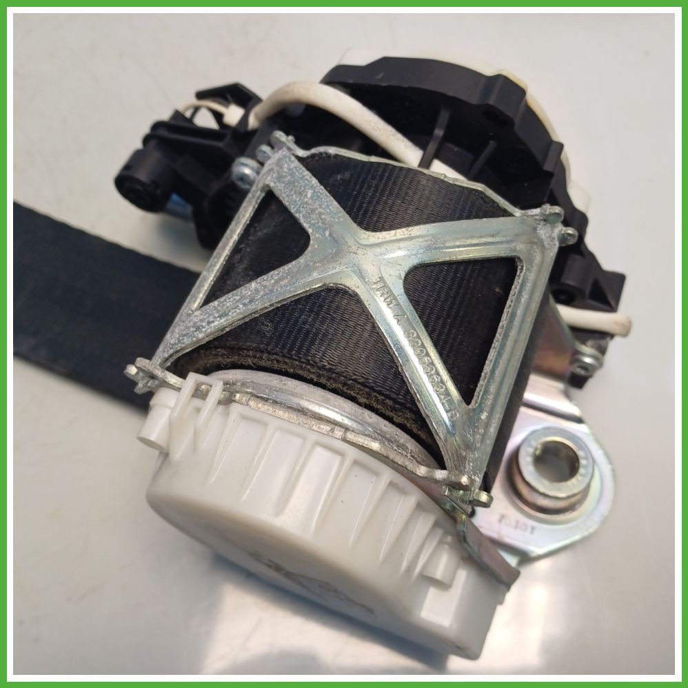 VOLKSWAGEN POLO 6R 1.4 Cintura di Sicurezza Posteriore Destro DX (Lato Passeggero) Destro DX (Lato Passeggero) TRW 34035270 6C0857806RAA Originale Usato