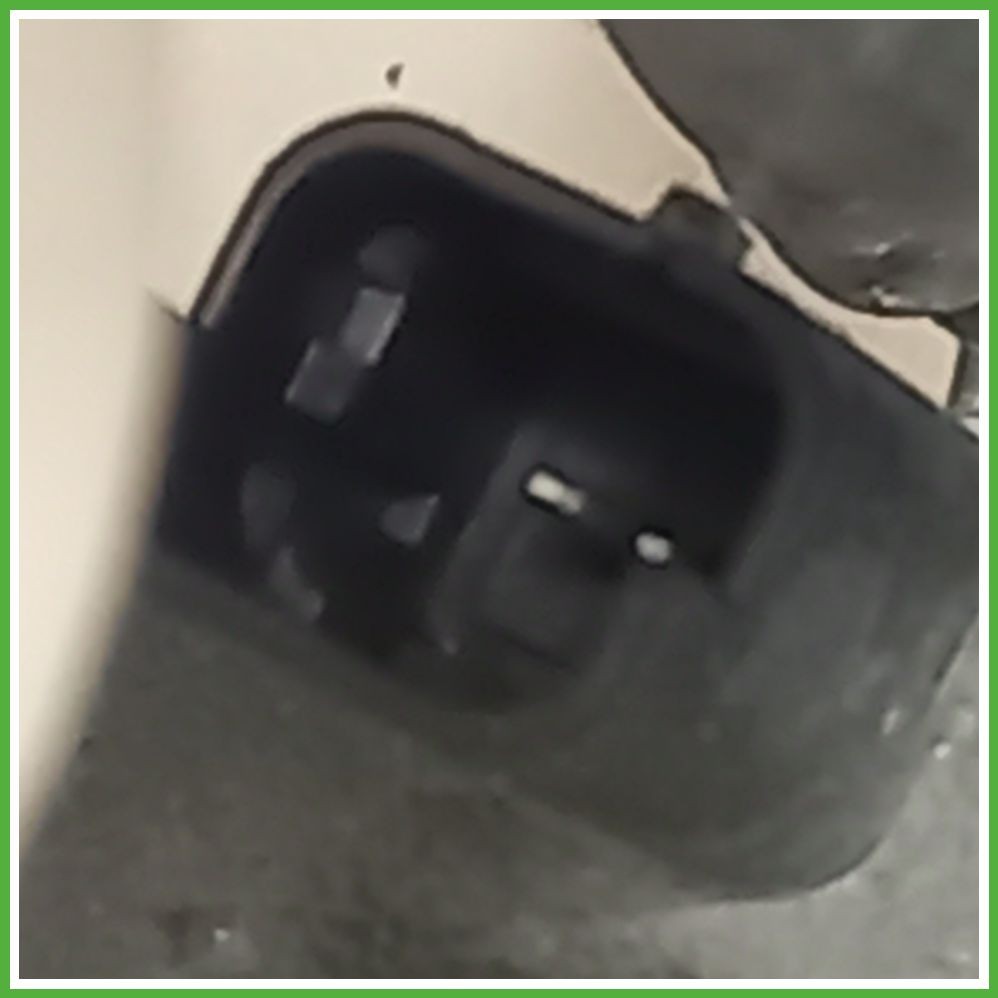 RENAULT CLIO 4a Serie 1.5 dCi Vaschetta Liquido Tergivetro FICOSA FICOMIRRORS 289107623R Originale Usato